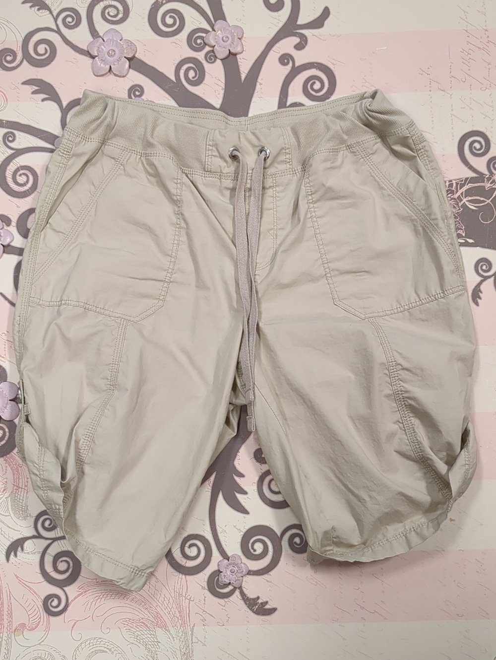 DKNY Light Beige Drawstring Cargo Shorts